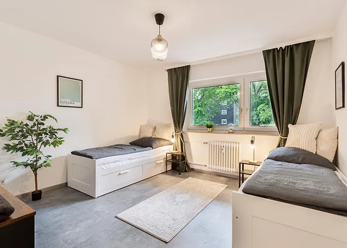 Arena Trifft By Cordis Sky In Direkter Umgebung Zur Arena * Gelsenkirchen